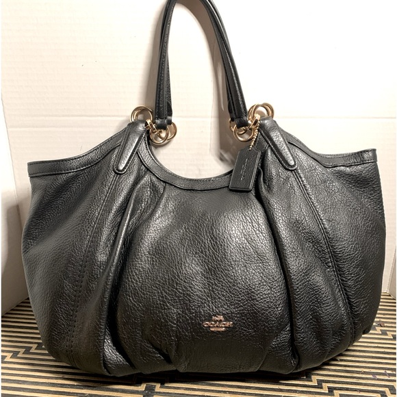 Coach pebble grain leather puse - Picture 1 of 12